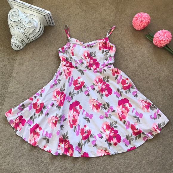 Adjustable straps Zipper back Taupe Pink Flowing Floral Dress OLD NAVY Size S - Picture 2 of 8